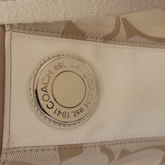 Authentic Coach A1220-F19218 Cream & Gold Color Handbag - Picture 2 of 5